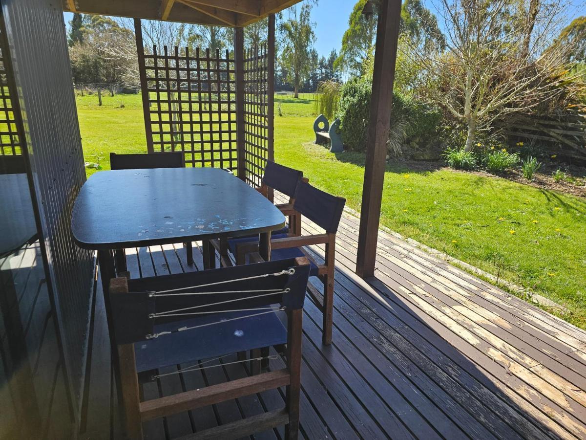 Te Anau Farm Cottage Εξωτερικό φωτογραφία