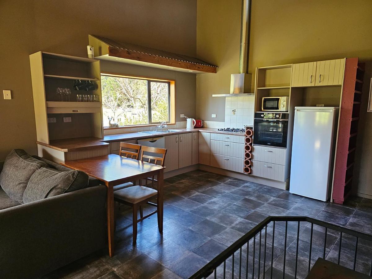 Te Anau Farm Cottage Εξωτερικό φωτογραφία